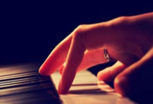 海星体育:曾输泰国1-5!前国脚质疑伊万:水平也就那样 国足输球就是他害的.